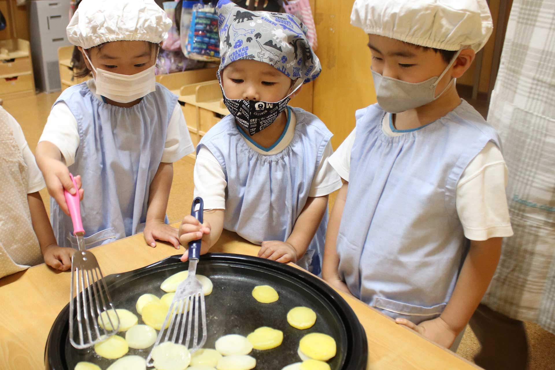 給食の様子